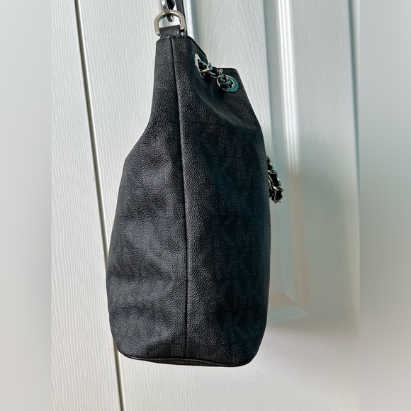 Michael Kors Frankie Signature Leather Drawstring Woven Chain Bucket Bag Purse - Picture 5 of 11